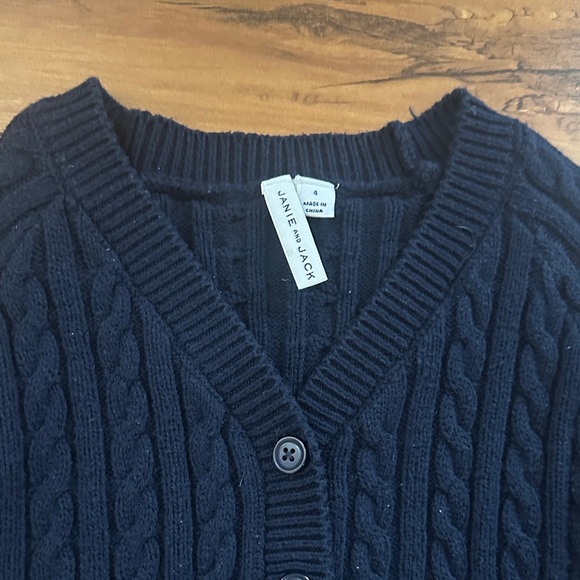 Janie and Jack girls 4T Navy Cable Knit Cardigan - Picture 2 of 4